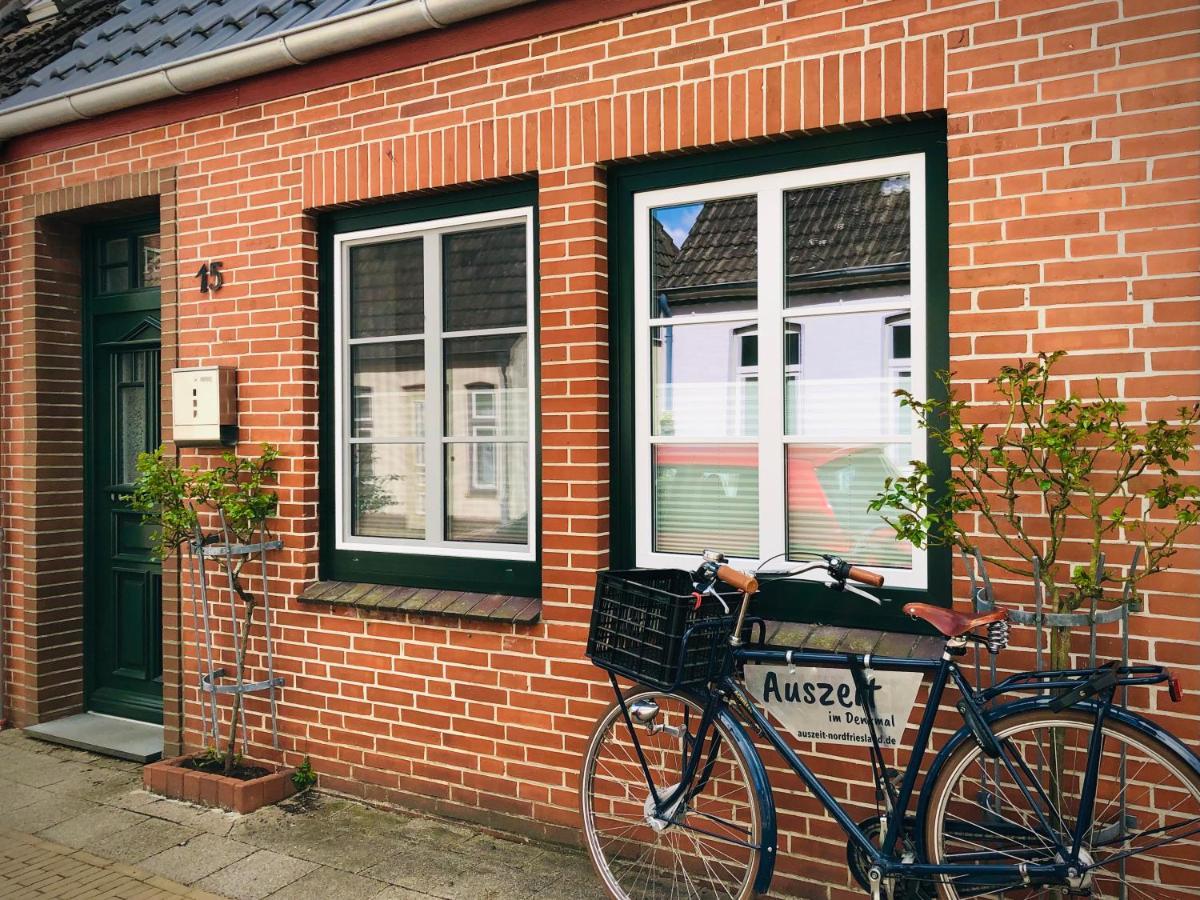Altstadthus-Gemuetliches Ferienhaus Mit Gaertchen Friedrichstadt Luaran gambar